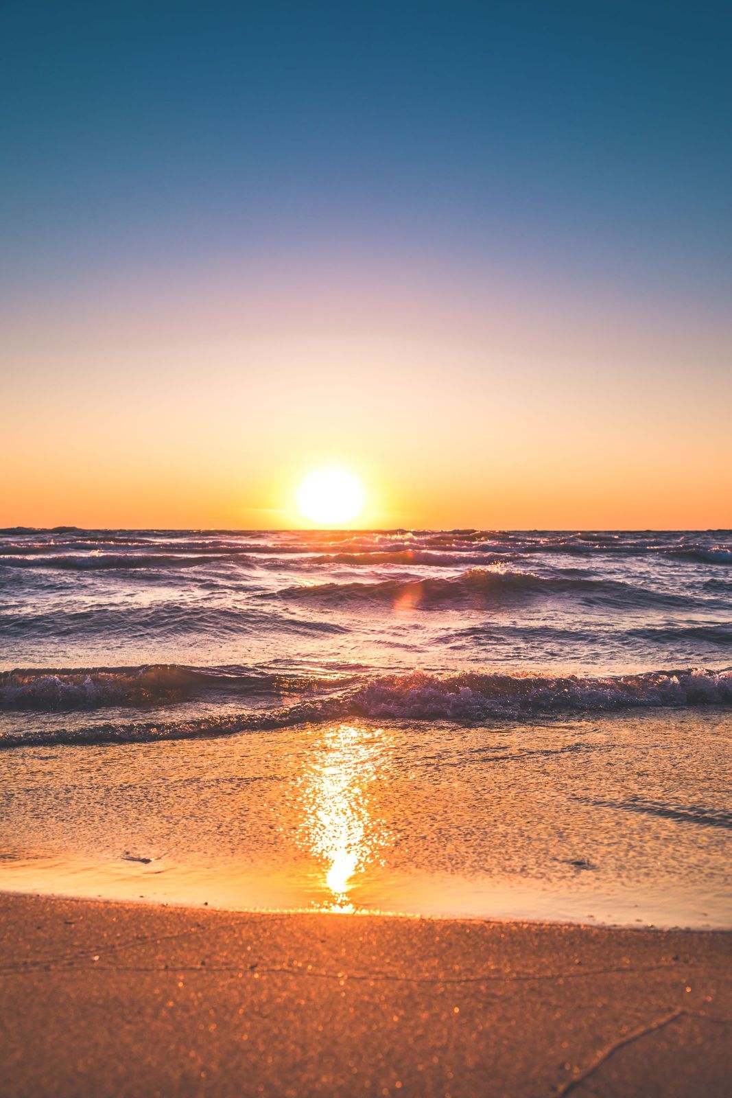 SUNSETS & WATER